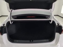 Geely Emgrand 2023 4th Generation Champion Edition 1.5L CVT Luxury - ფოტო 4
