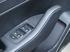 FAW Hongqi H5 2020 1.8T Automatic Smart Connected Flagship Comfort Edition - ფოტო 12