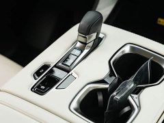 Lexus LM 500h Six-Seat Premium Edition - ფოტო 13
