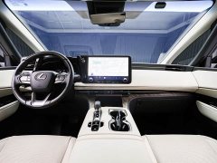 Lexus LM 500h Six-Seat Premium Edition - ფოტო 7