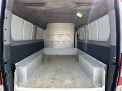 New Journey Xintu V80 2.0T Manual Classic City King Long Wheelbase High Roof 3-Seater - ფოტო 9