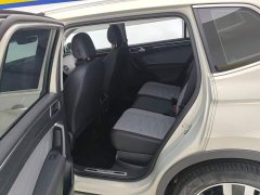 Volkswagen Tiguan L 2022 330TSI Automatic Two-Wheel Drive R-Line Flagship - ფოტო 11