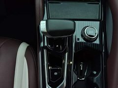 Geely Xingyue L 2.0T High-Power Automatic AWD Flagship - ფოტო 16