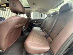 BMW 3 Series 325i M Sport Package - ფოტო 9