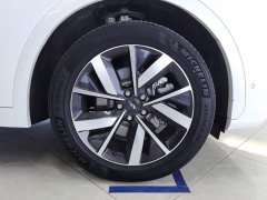 Li Auto L7 Air - ფოტო 6