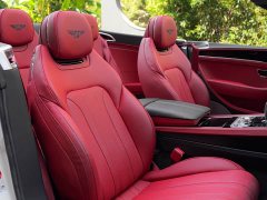 Bentley Continental 4.0T GT V8 Convertible - ფოტო 17