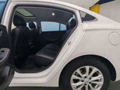 SAIC MG i5 1.5L Manual Superior Edition - ფოტო 10