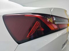 SAIC MG i5 1.5L Manual Superior Edition - ფოტო 12