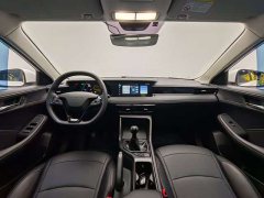 SAIC MG i5 1.5L Manual Superior Edition - ფოტო 19