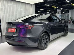 Tesla Model Y Rear-Wheel Drive - ფოტო 9
