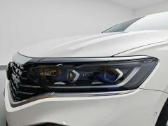 Volkswagen Passat Plug-in Hybrid 430PHEV Hybrid Luxury Edition - ფოტო 18