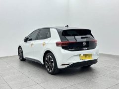 Volkswagen ID.3 Outstanding Edition - ფოტო 4