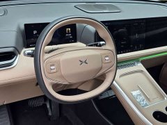 XPeng G9 725 Max - ფოტო 8
