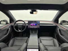 Tesla Model Y L Long Range All-Wheel Drive - ფოტო 7