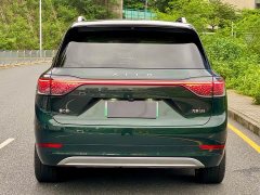 AITO M9 Extended Range Ultra 42kWh 6-Seater - ფოტო 6