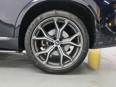 BMW X5 xDrive 30Li M Sport Premium Package - ფოტო 19