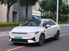 XPeng P5 550E - ფოტო 1