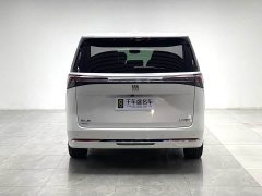 Buick GL8 New Energy Lusang Respect Edition - ფოტო 5