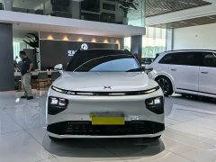 XPeng G9 725 Max - ფოტო 2