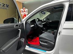 Volkswagen Tiguan L 2025 Outstanding Edition 330TSI Automatic Two-Wheel Drive R-Line Dragon Shine Edition - ფოტო 9