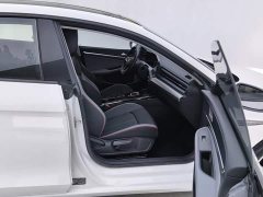 Volkswagen Lingdu L 280TSI DSG Dazzling Red Edition - ფოტო 8