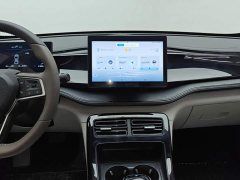BYD Qin PLUS Glory Edition DM-i 55KM Leading - ფოტო 13