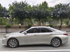 Lexus ES 2022 300h Excellence Edition - ფოტო 7