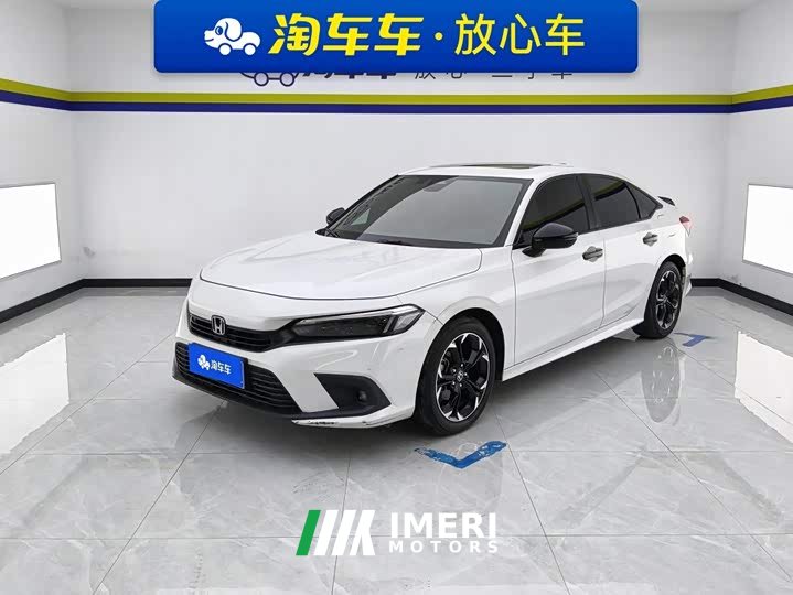 Honda Civic 240TURBO CVT Fuel Dynamic Edition