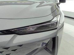 Changan UNI-V Smart Electric iDD Blue Whale Smart Electric iDD 136km Smart Premium Edition - ფოტო 5