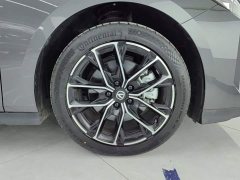 Changan UNI-V Smart Electric iDD Blue Whale Smart Electric iDD 136km Smart Premium Edition - ფოტო 6