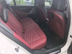 BMW i5 eDrive 35L Premium M Sport Package - ფოტო 10