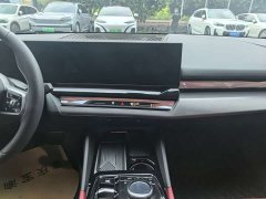 BMW i5 eDrive 35L Premium M Sport Package - ფოტო 14