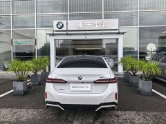 BMW i5 eDrive 35L Premium M Sport Package - ფოტო 20