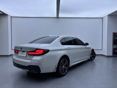BMW 5 Series 530Li Premier M Sport Package - ფოტო 4
