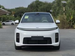 Li Auto L6 Ultra - ფოტო 2
