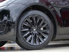 Tesla Model Y 2023 Rear-Wheel Drive - ფოტო 15
