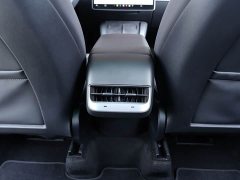 Tesla Model Y 2023 Rear-Wheel Drive - ფოტო 16