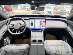 Xiaomi YU7 2025 Rear-Wheel Drive Long-Range Edition - ფოტო 11