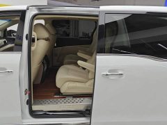 Buick GL8 Land Executive Cabin 652T Luxury - ფოტო 11