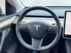 Tesla Model Y Rear-Wheel Drive - ფოტო 14