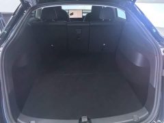Tesla Model Y Rear-Wheel Drive - ფოტო 4