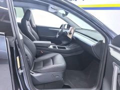 Tesla Model Y Rear-Wheel Drive - ფოტო 8
