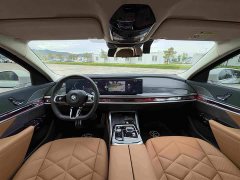 BMW 7 Series 2023 735Li M Sport Package - ფოტო 6