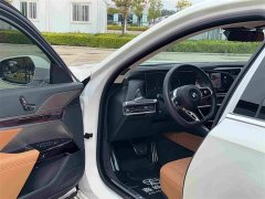 BMW 7 Series 2023 735Li M Sport Package - ფოტო 9