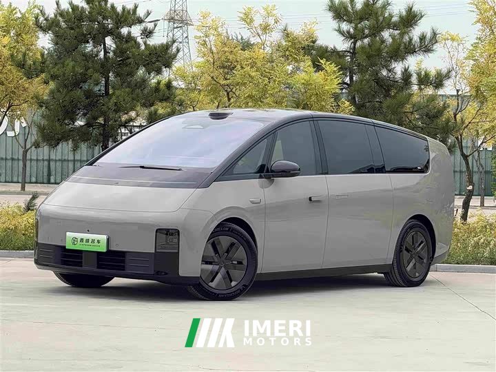 Li Auto MEGA Home Family Edition - ავტომობილი ჩინეთიდან
