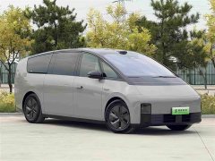 Li Auto MEGA Home Family Edition - ფოტო 3