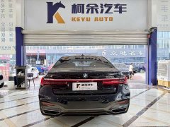 BMW 7 Series 740Li Premier M Sport Package - ფოტო 16