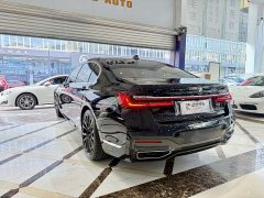 BMW 7 Series 740Li Premier M Sport Package - ფოტო 17