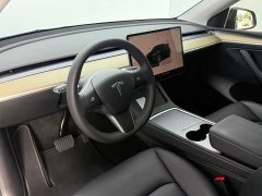 Tesla Model Y Rear-Wheel Drive - ფოტო 13