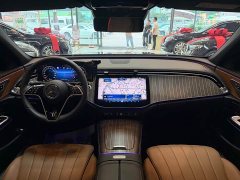 Mercedes-Benz E-Class E 300 L Fashion Edition - ფოტო 10